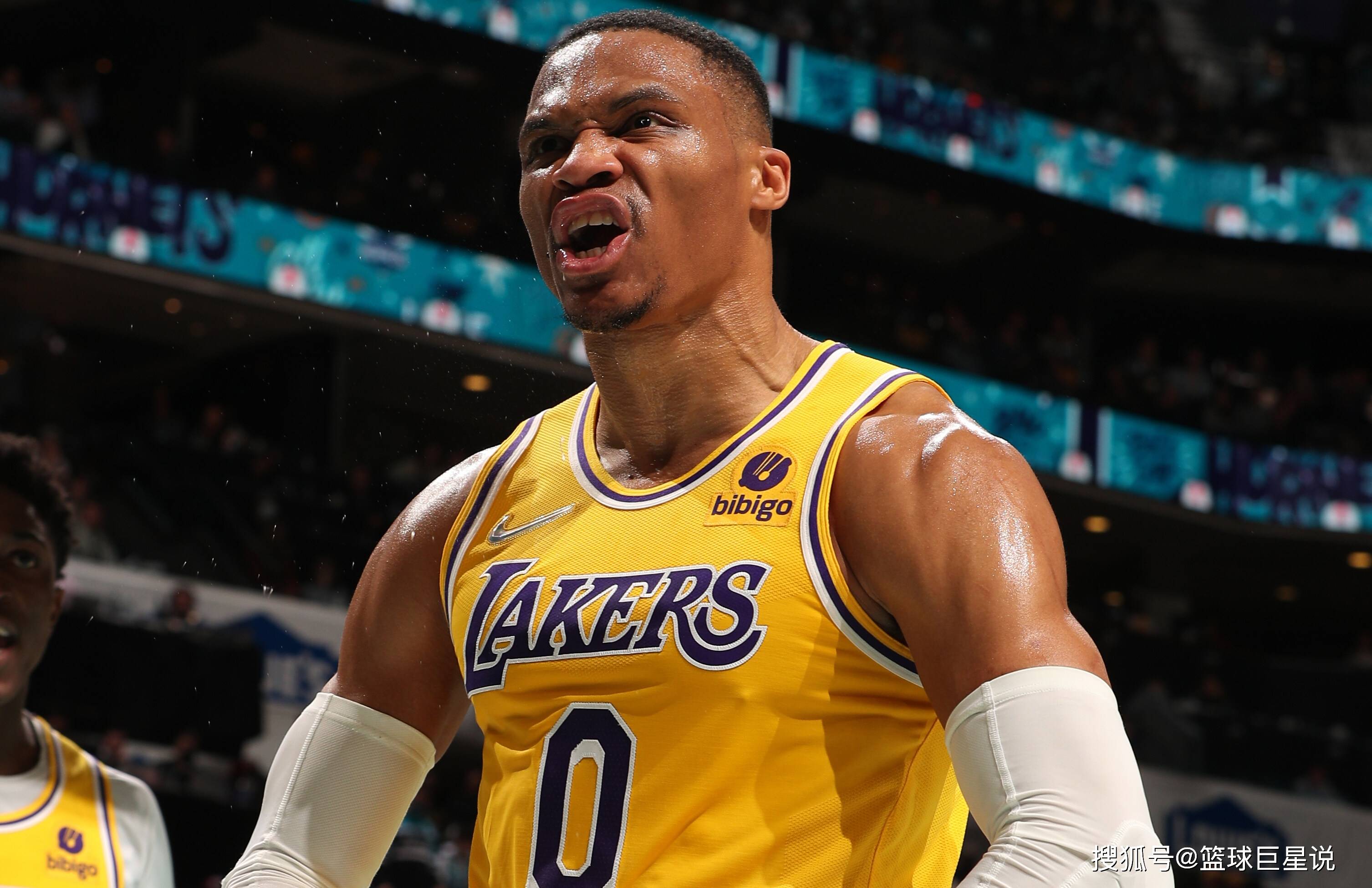 图片报：拜仁飞机因慕尼黑大雾无法起飞，只能去奥格斯堡乘机（图片报：慕尼黑大雾致拜仁航班停飞，球队改赴奥格斯堡登机）