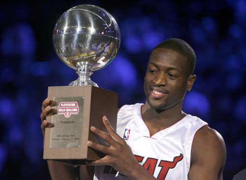 曼城瓜帅巧妙调整战胜热刺（瓜迪奥拉妙手调度助曼城力克热刺）