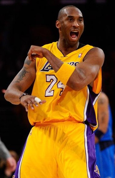 替补阵容发威 成为取胜关键（替补火力全开 奠定胜局）