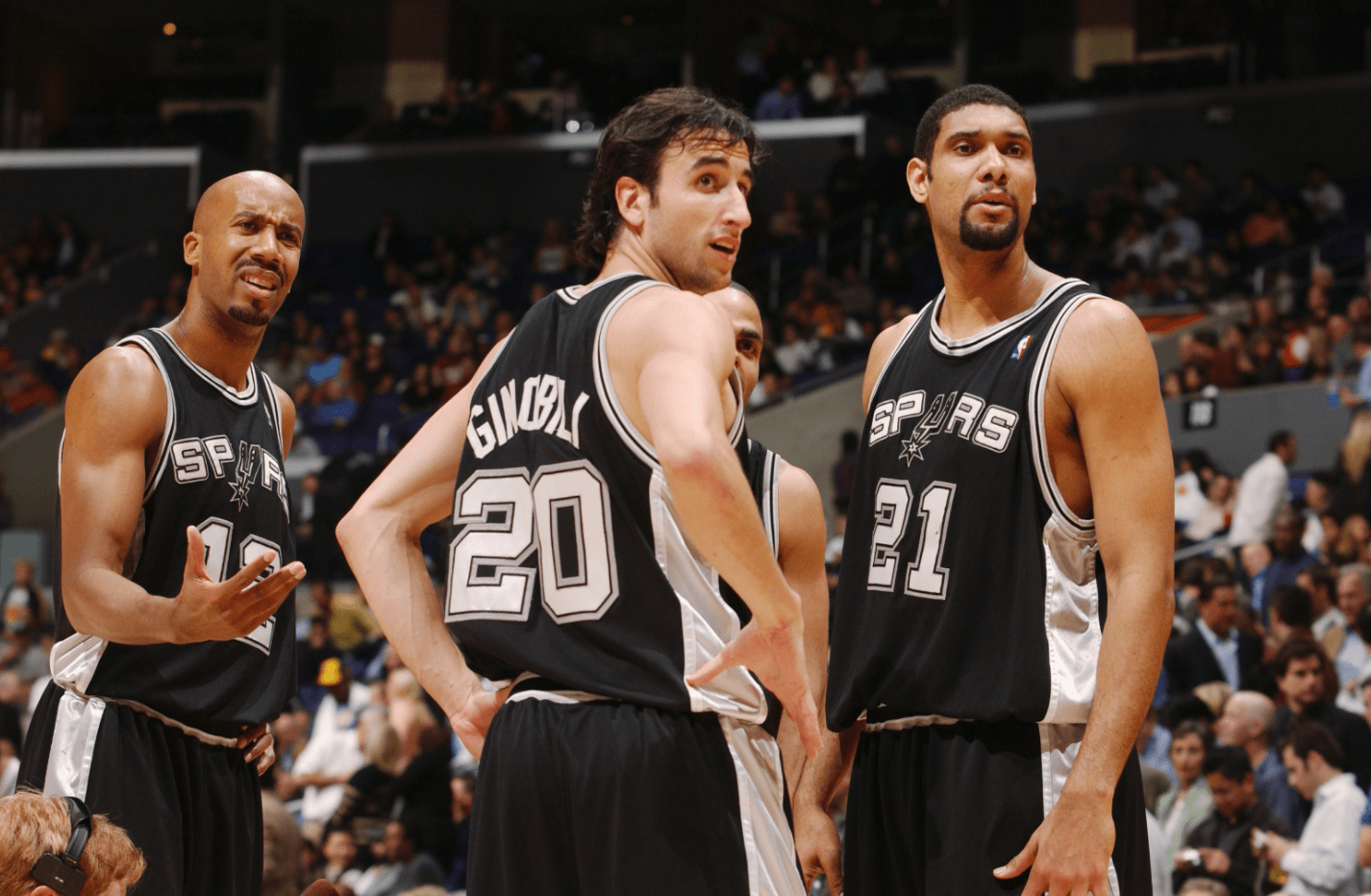 好人好事，河南球迷在苏州火车站救助突发疾病的大妈（苏州火车站突发疾病 大妈获河南球迷及时救助）