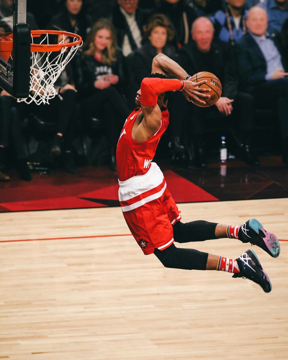 记者：多特对贝壳标价2500万-3000万欧，否则宁可其自由转会（记者：多特为贝壳要价2500万-3000万欧，不达价宁让其自由离队）