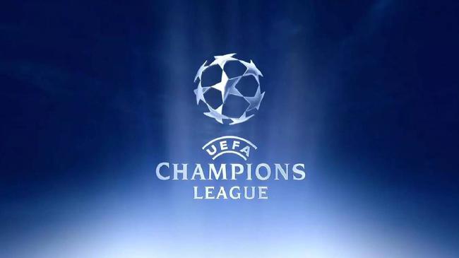 库库：家人支持谁？我说想要球票就得穿切尔西球衣（库库笑谈家人立场：想拿球票，先穿切尔西球衣）