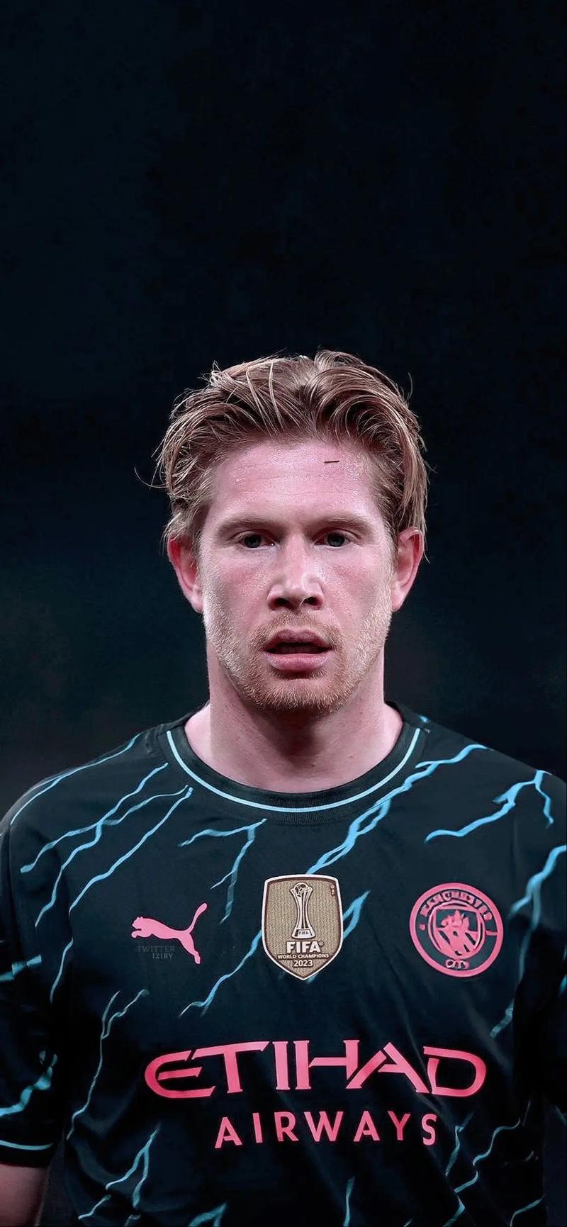 法兰克福vs奥格斯堡：格策、堂安律首发，亚基奇、凯文-施洛特贝克出战（法兰克福战奥格斯堡：格策、堂安律首发，亚基奇、凯文-施洛特贝克出场）