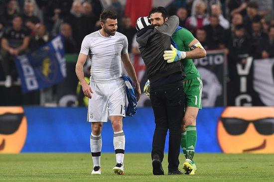 古蒂：阿隆索是最好的教练，他受到了不公平对待