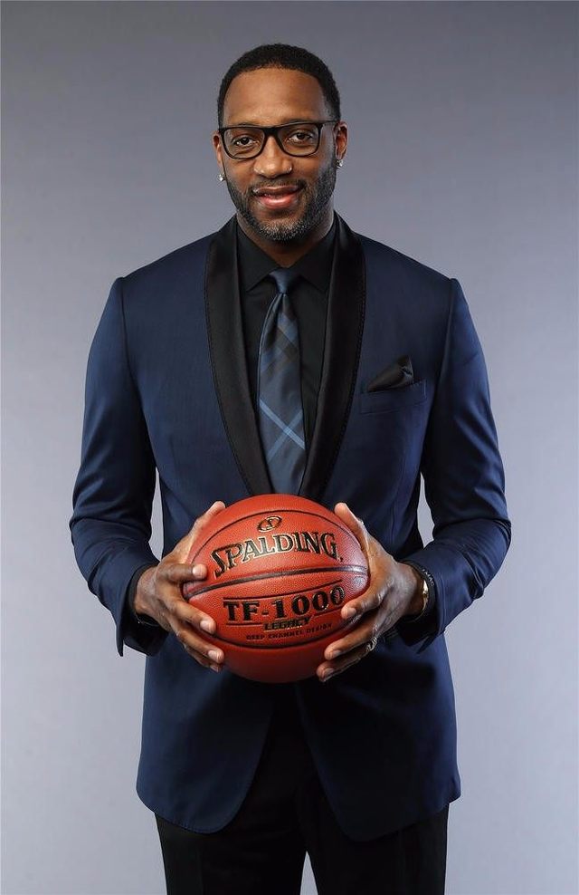 国脚恢复训练，伤病情况明显好转（国脚重返训练场，伤情显著改善）