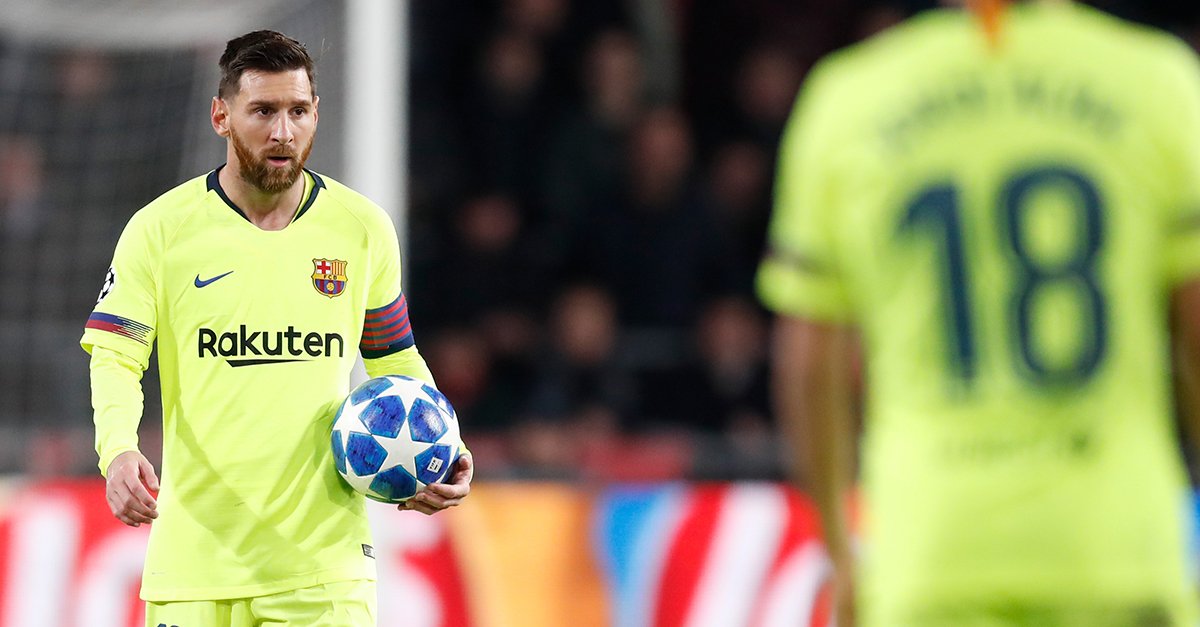 邦马蒂：我小时候踢球常遭歧视，人们说女孩怎么踢起球来了（邦马蒂：童年踢球屡遭偏见，总被质疑“女孩怎么会踢球？”）