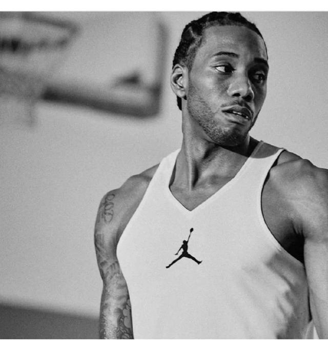 记者：邵佳一将现场观战西海岸vs亚泰，不会参与临场指挥工作（据记者透露，邵佳一将现场观看西海岸对阵亚泰，不参与临场指挥）