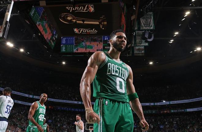 领袖作用 领袖作用